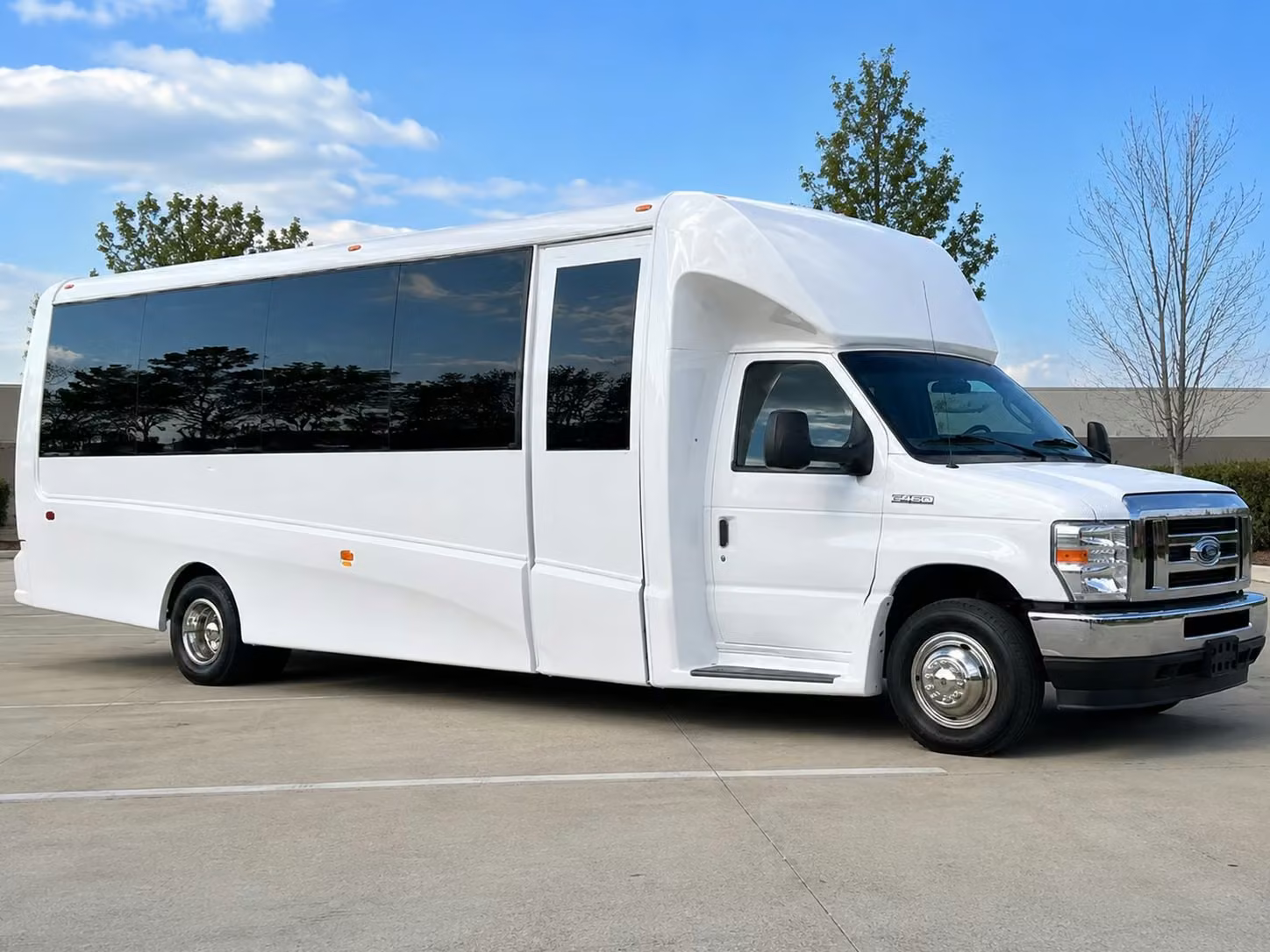 15 passenger minibus
