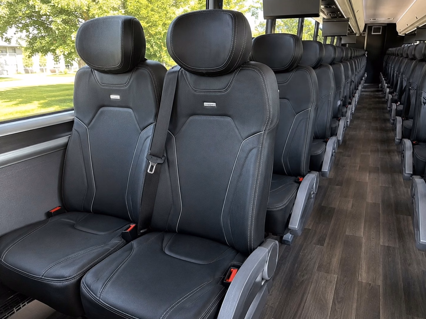 long distance charter bus rentals from sioux falls to the black hills and beyond